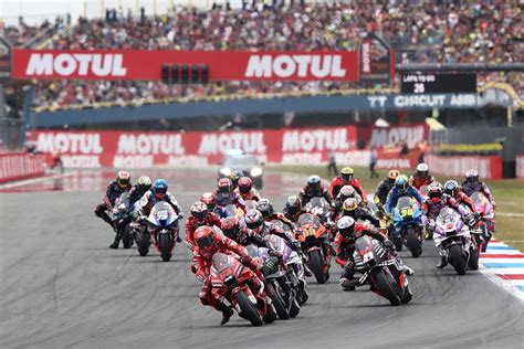 MotoGP 2023 Şampiyonası: Yarış Pistleri, Favori Sürücüler ve Sonuçlar